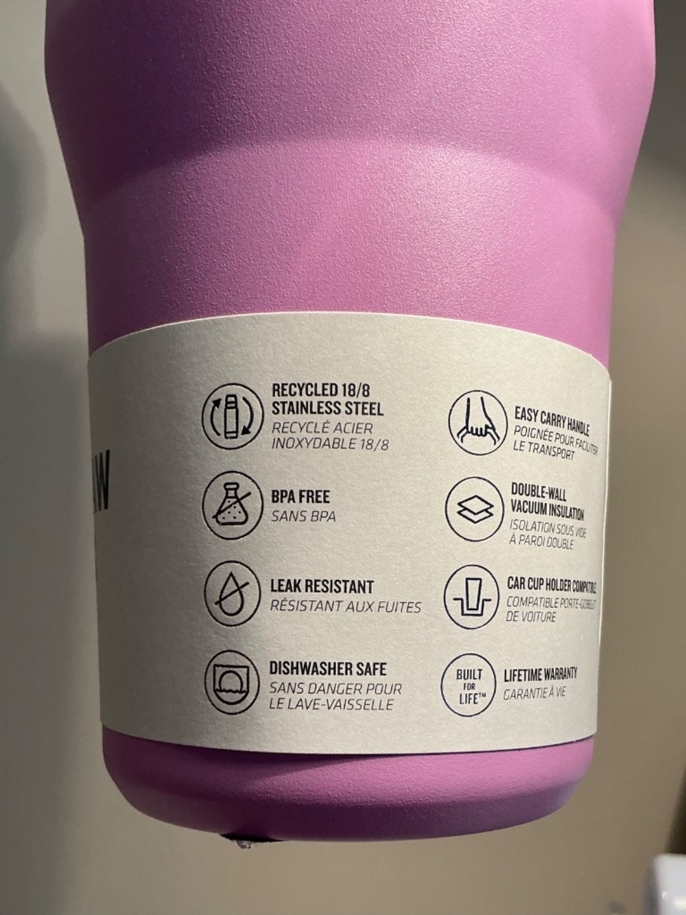 New Stanley Ice Flow Flip Straw Tumbler Smaller 20 oz lilac with purple lid - Picture 3 of 4